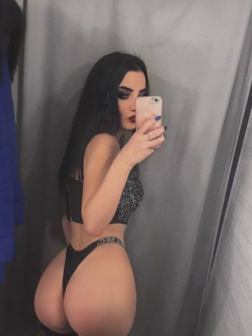 Проститутка Камилла